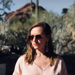 Meet your Posher, Becca